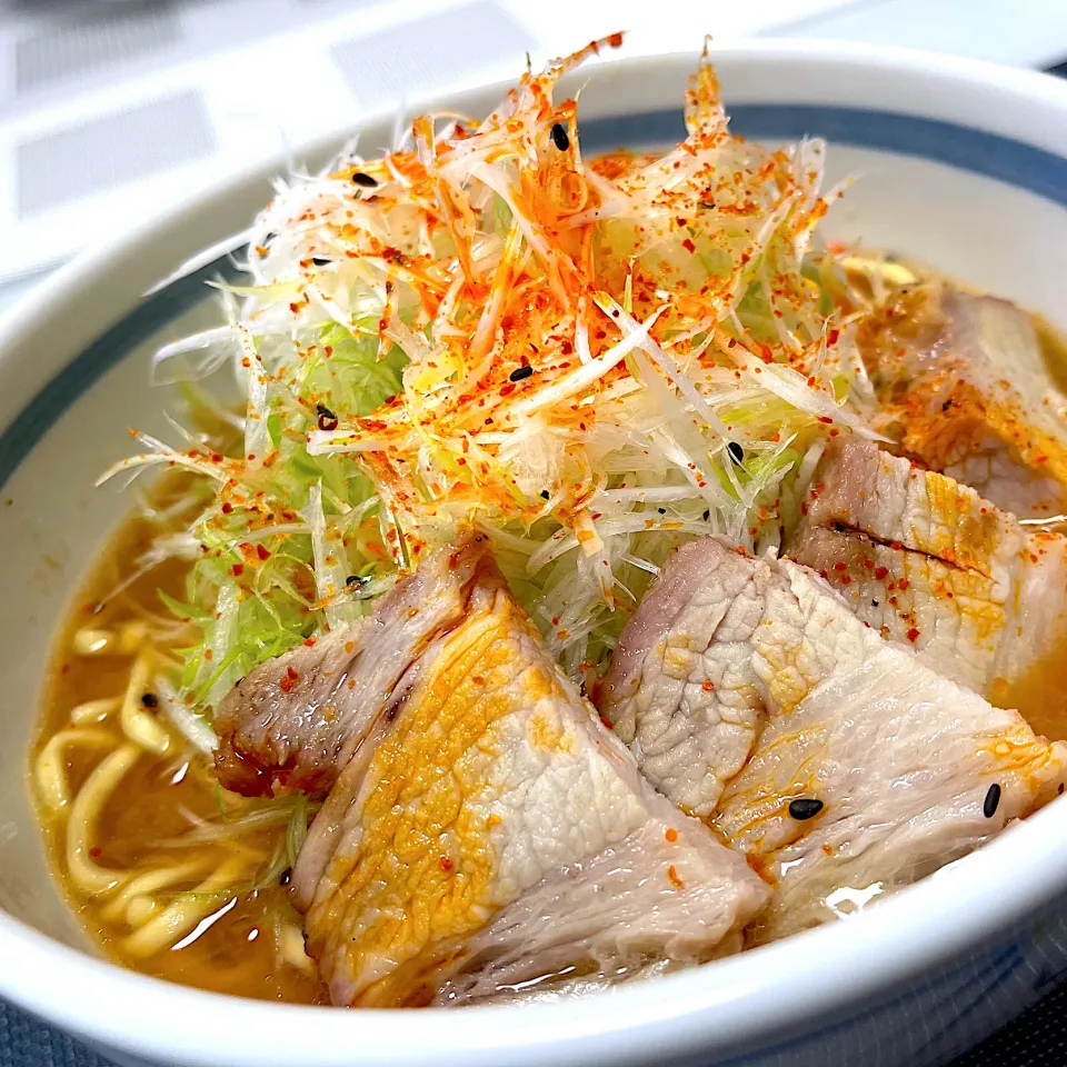 ネギチャーシュー麺🍜 (๑˃̵ᴗ˂̵)و|bamazooさん