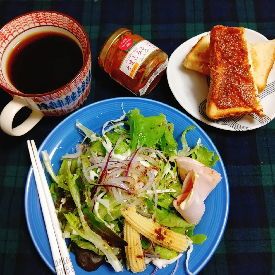 朝ごぱん&salad💚|☆Yumi☆さん