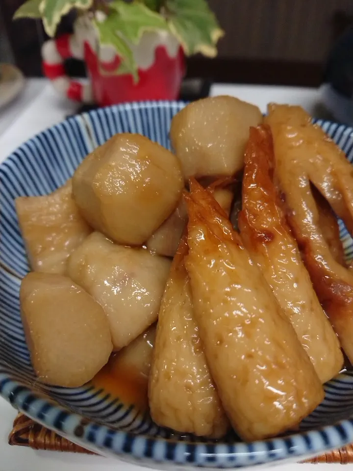 里芋とちくわの煮物|食事メモメモさん