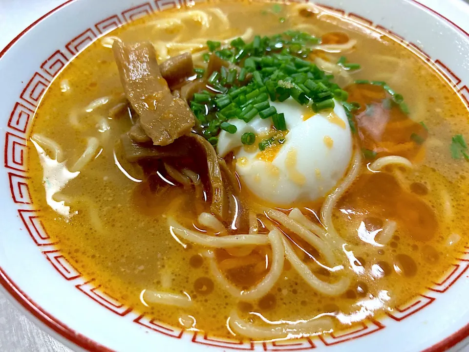 えびラーメン|もちもちさん