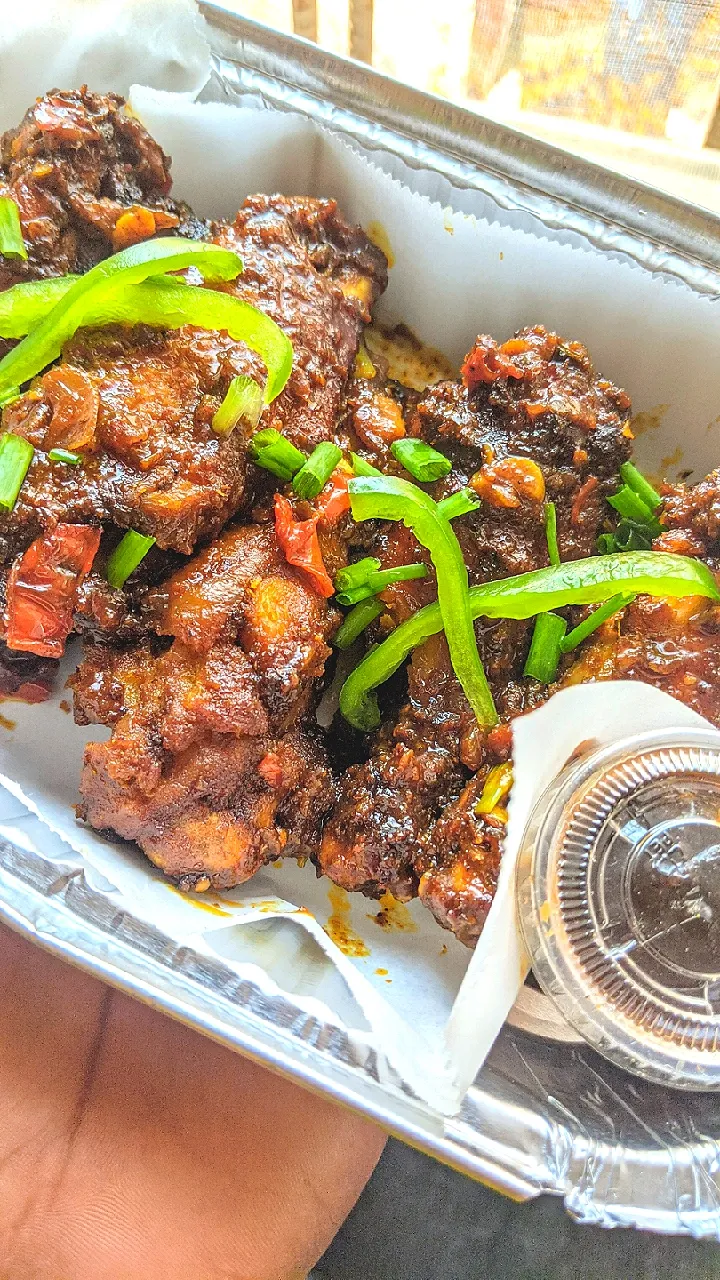 Honey Sticky chicken wings 🔥|Zoeさん