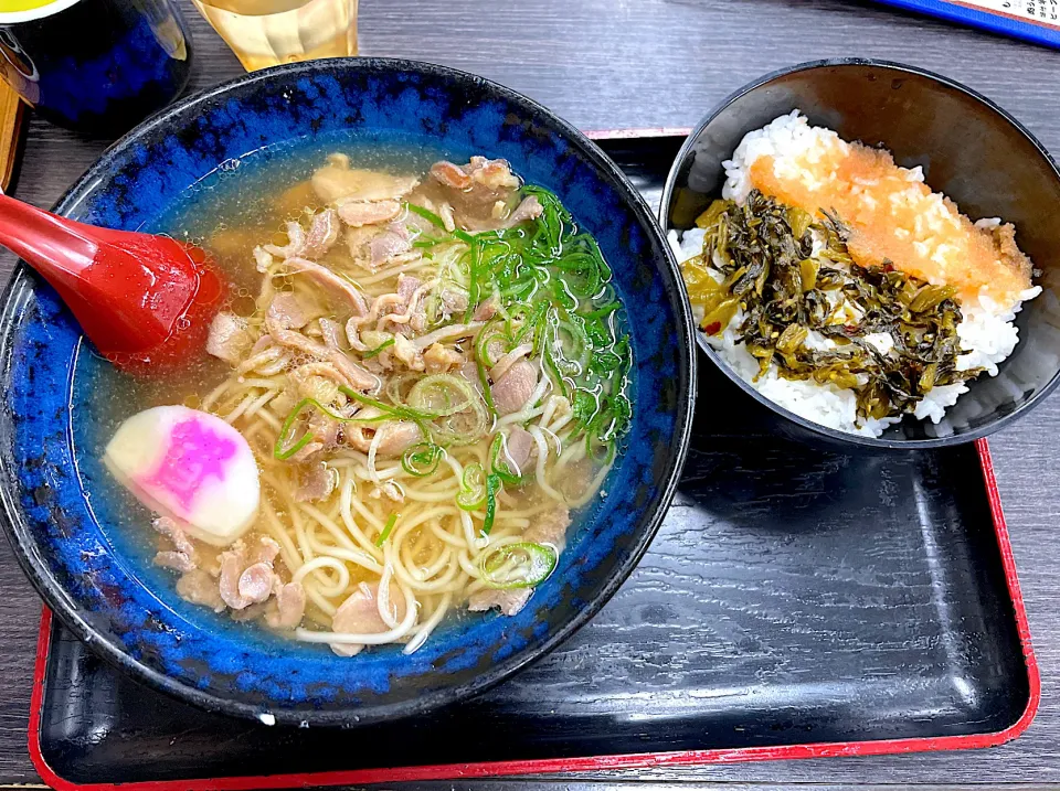 かしわうどん（細麺）と高菜明太子ご飯|コージ💫さん