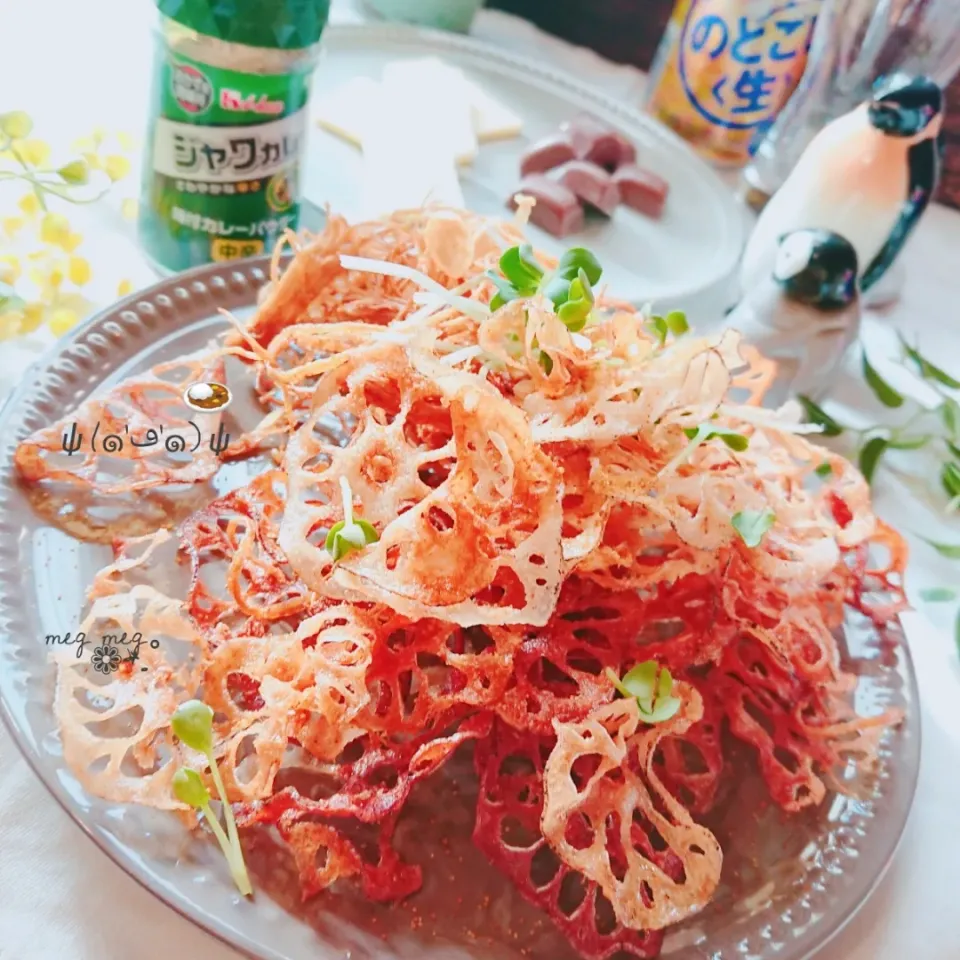 Snapdishの料理写真:れんこんとえのきの素揚げ|meg*ˊᵕˋ*megさん