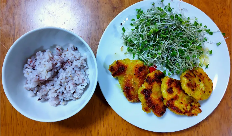 １１月５日　若鶏のカレーパン粉焼き|いもこ。さん