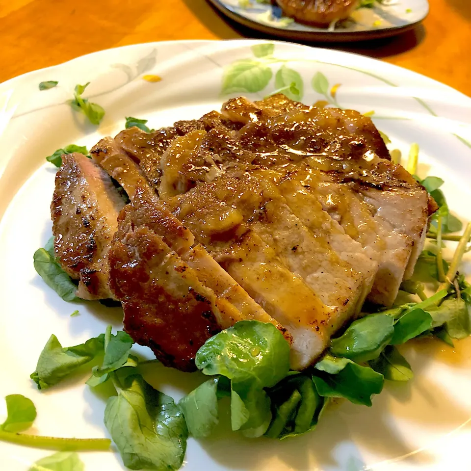 豚肉のりんごバター焼き|沖縄「ピロピロ」ライフさん