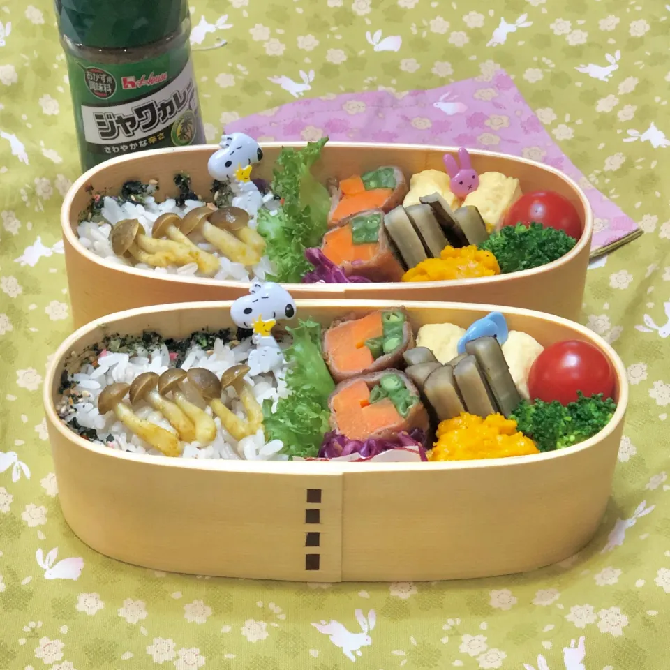 人参・インゲン豚ロール照り焼き☘しめじのカレーソテー☘の双子ちゃんお弁当💙❤️ 11/16火|sweet homeさん