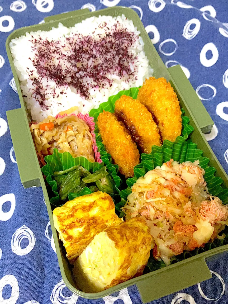 Snapdishの料理写真:豚カツ弁当|SaDaさん