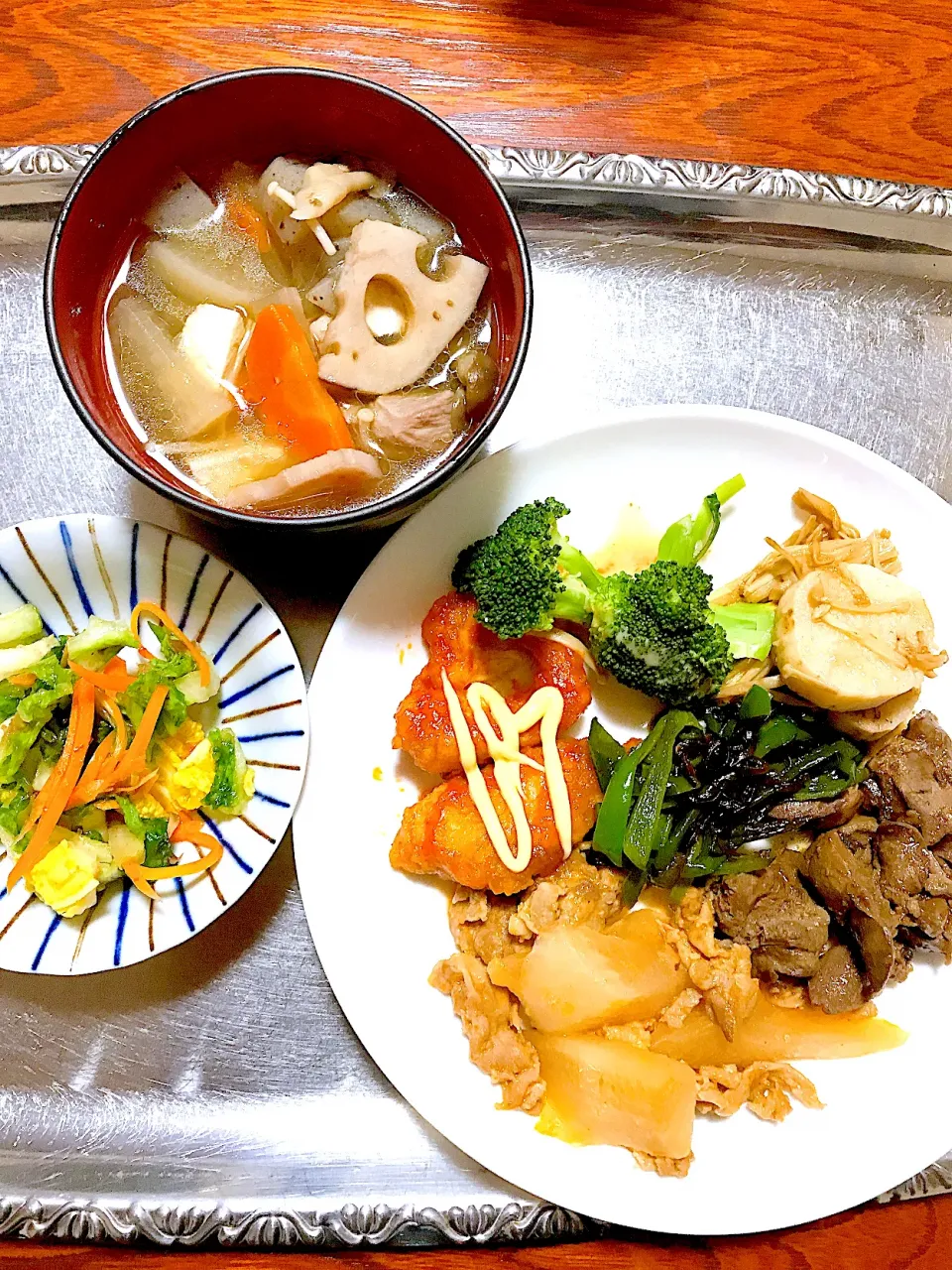 居酒屋風おかずとけんちん汁|くまとらさん