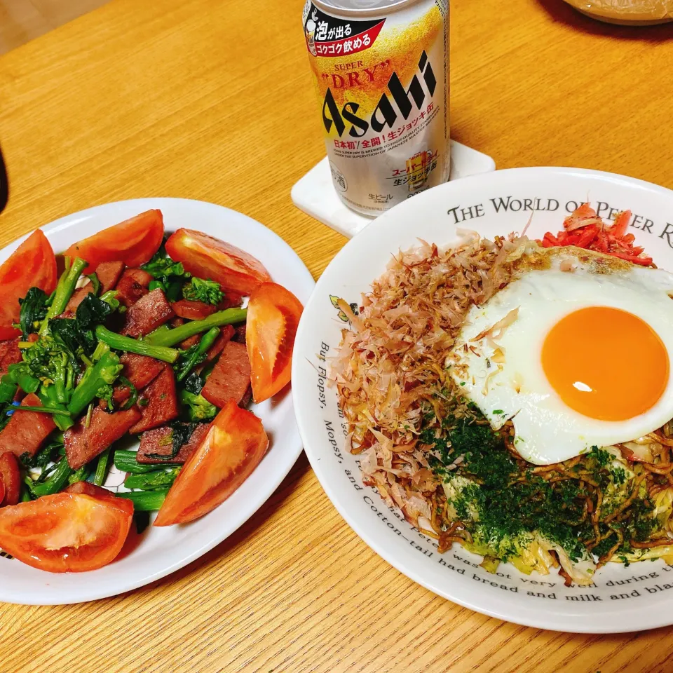 田中屋製麺所さんの焼きそば
はなっこりーとハムの炒めもの|naoさん