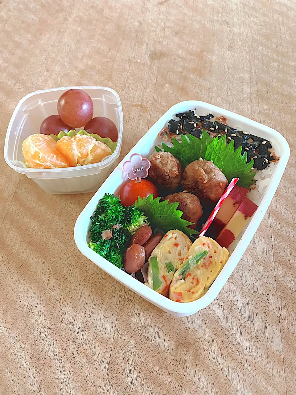 Snapdishの料理写真:肉だんごのお弁当|Sakikoさん