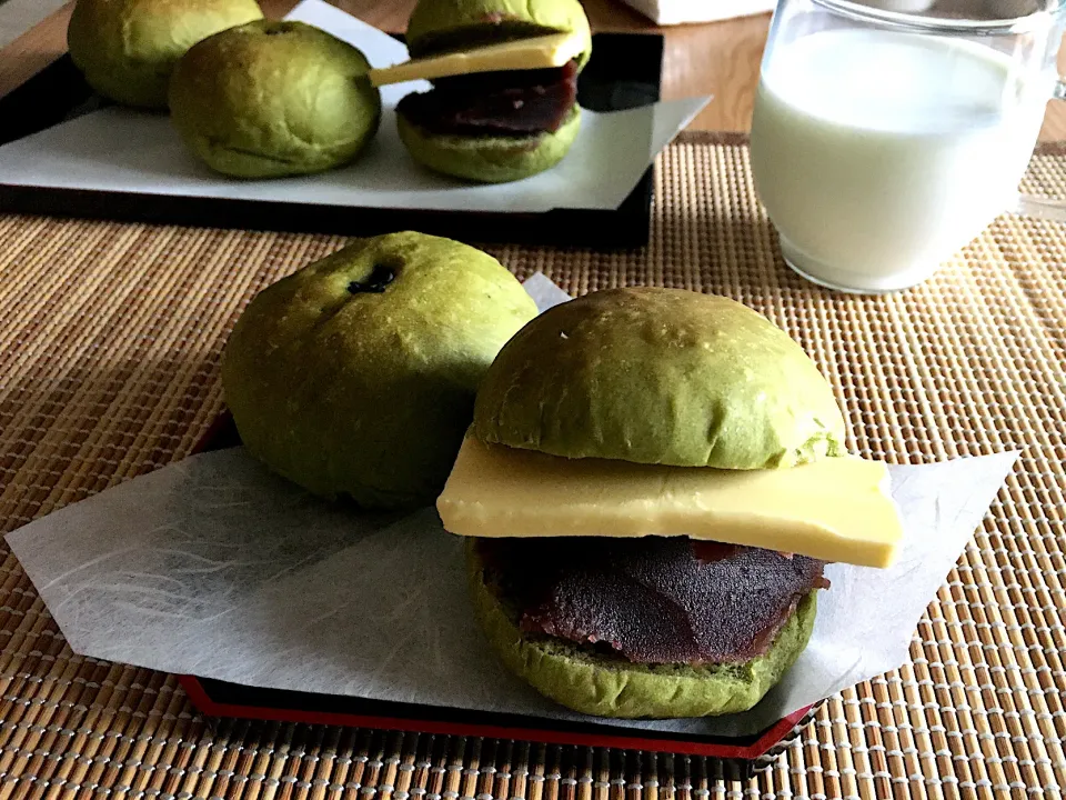 抹茶あんぱん&あんバタ抹茶パン|あおあおさん