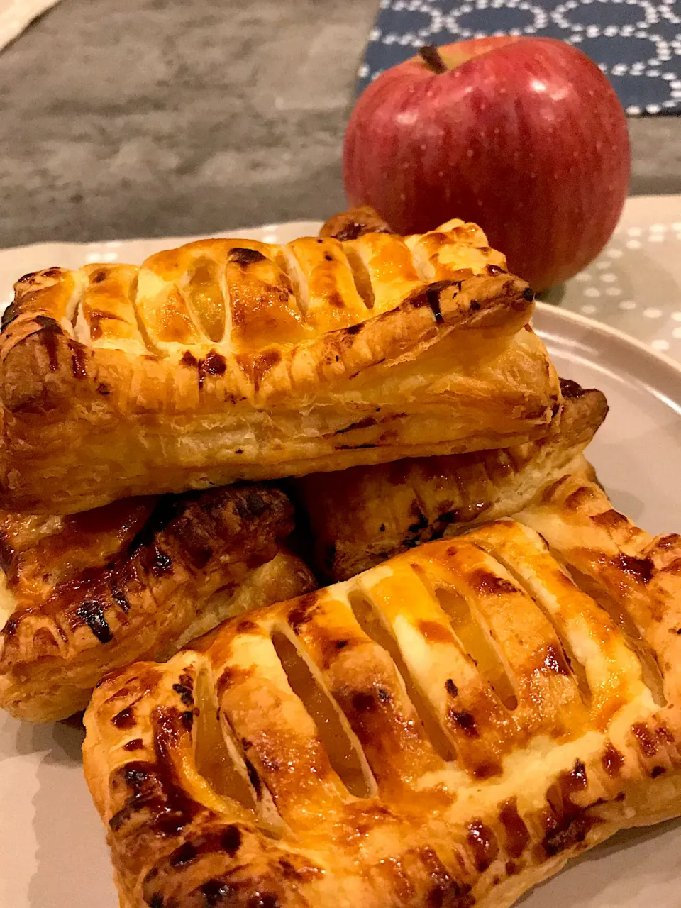 Snapdishの料理写真:アップルパイ🍎|☆マミ☆さん