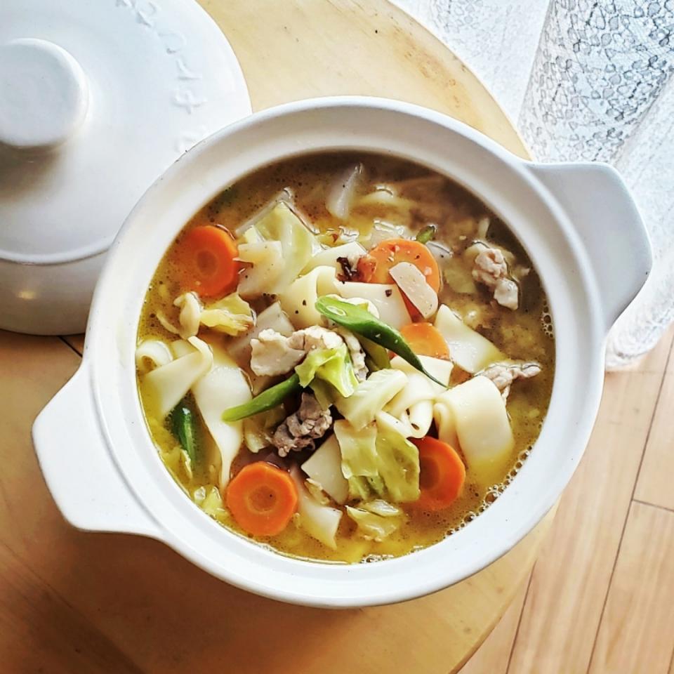 だんご麺入りとん汁風ちゃんこ
