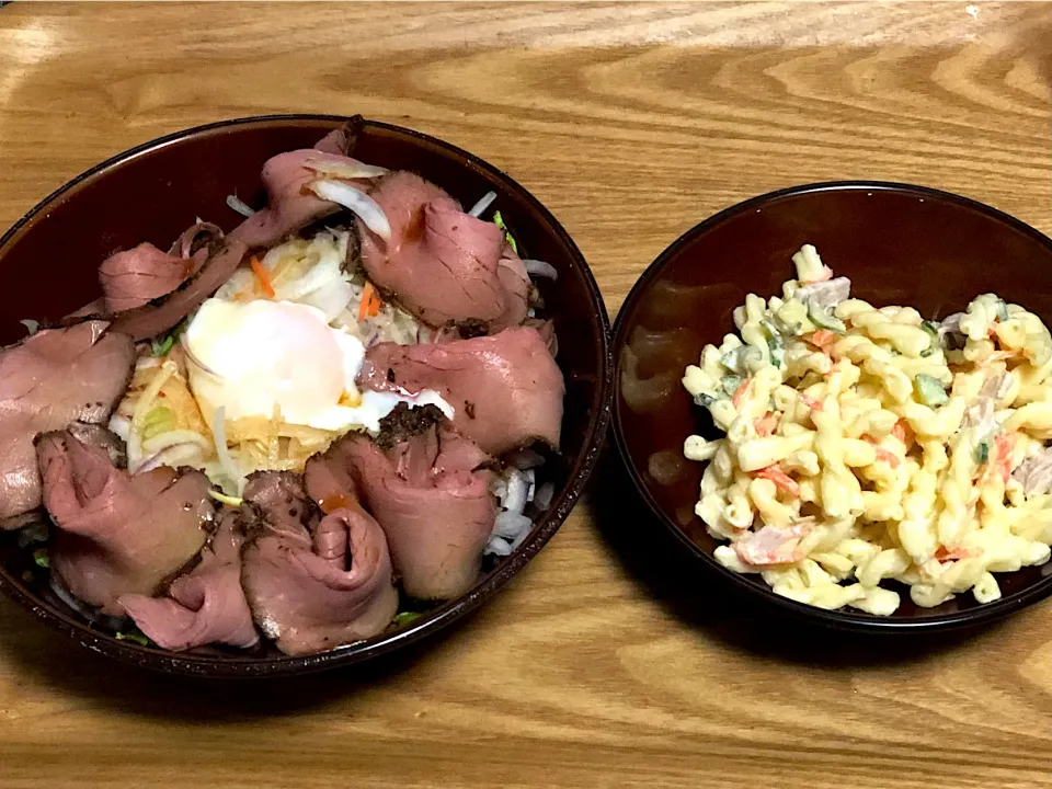 ☆ローストビーフ丼 ☆マカロニサラダ|まぁたんさん