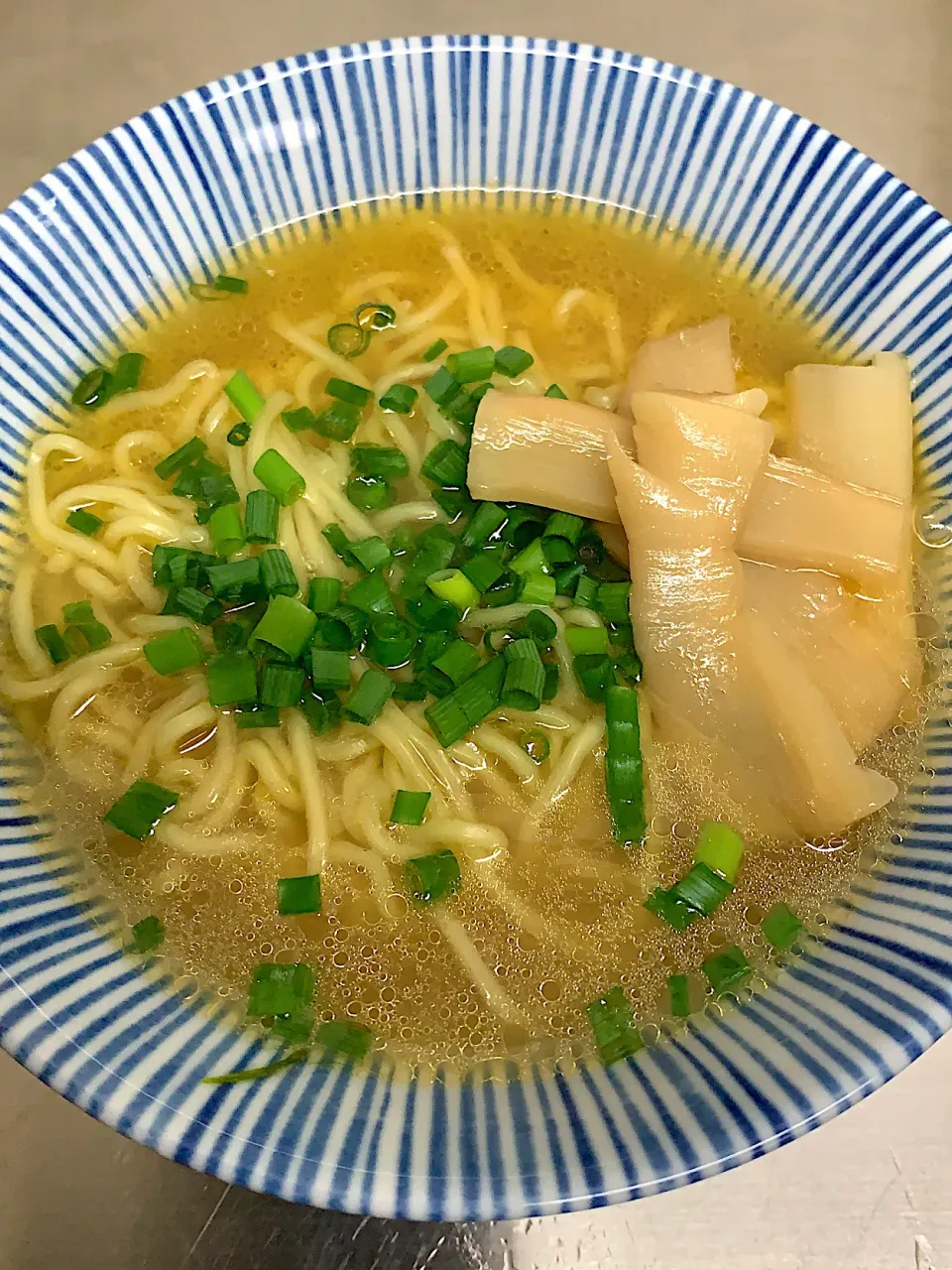 鶏ガラ豚骨ラーメン|ちかさん