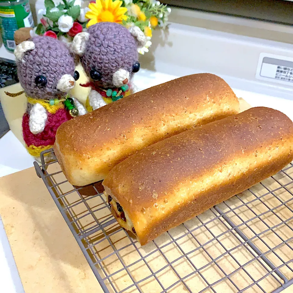 レーズンローフ焼き立てd(￣ ￣)|chagashiさん