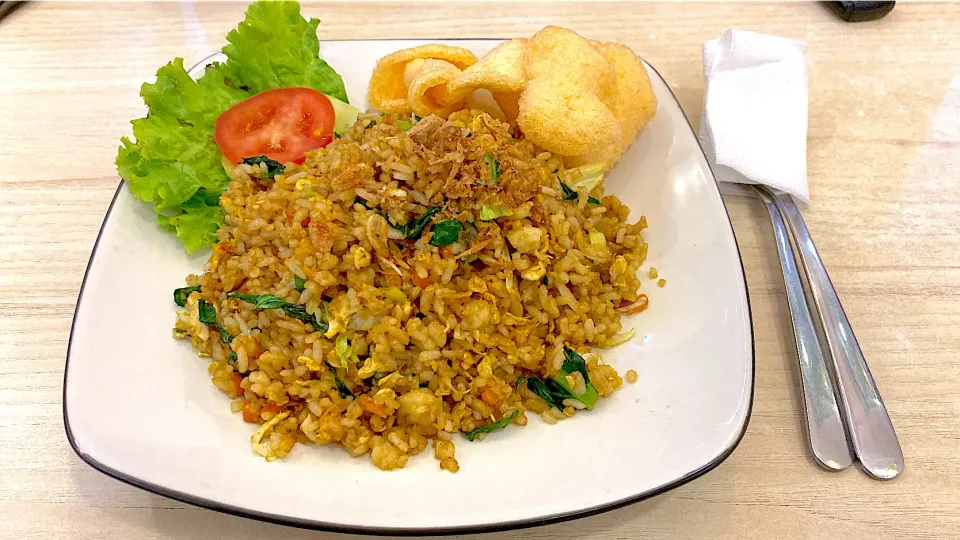 Indonesian cha-han, fried rice “nasi goreng kampung”|MI 「いどりす」さん