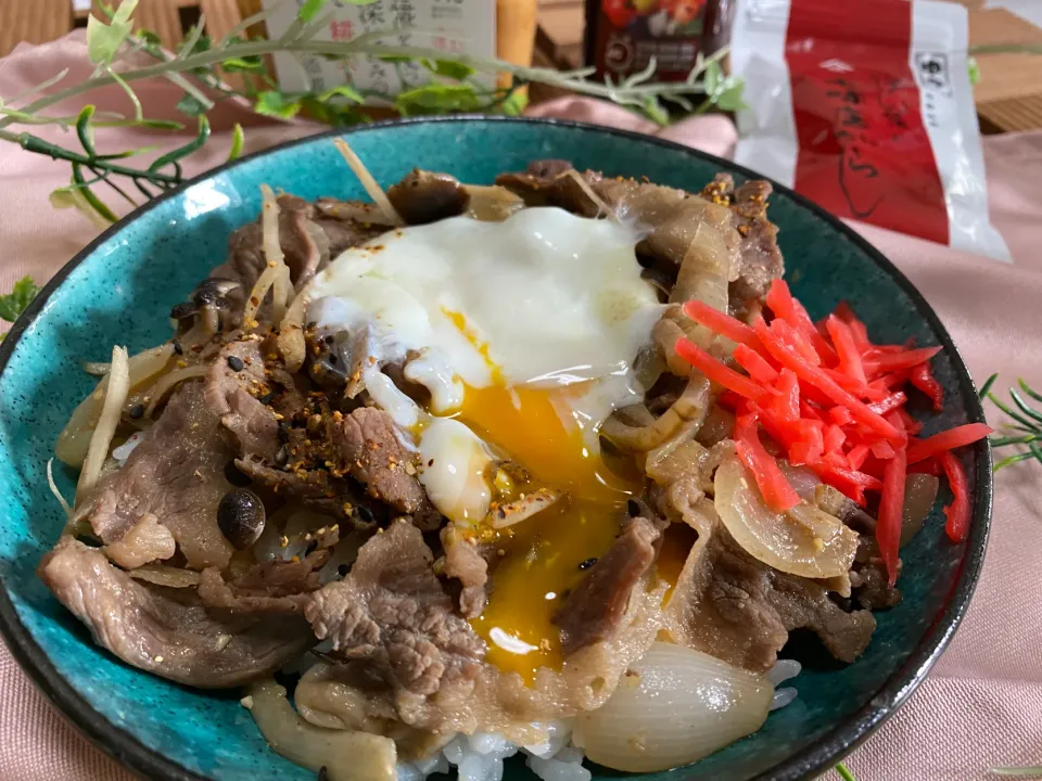 万能味ソースで♬牛丼🐮|ぽっちさん