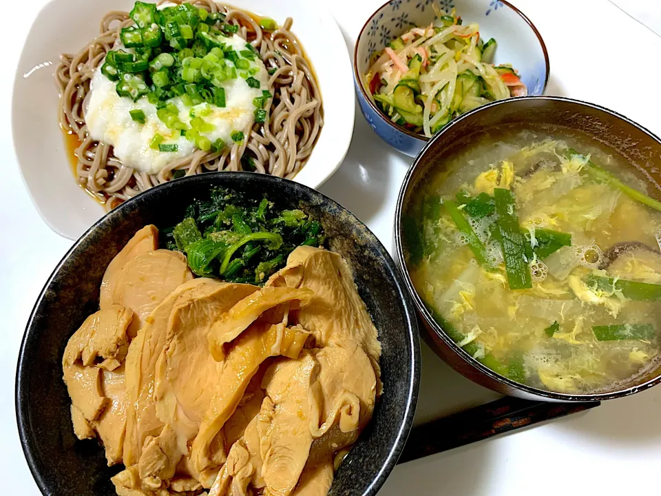 Snapdishの料理写真:鳥チャーシュー丼　とろろ蕎麦|ゆりえさん