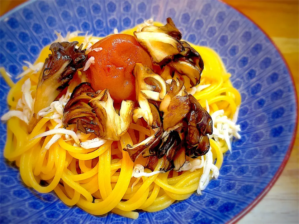 黒舞茸とオリーヴ梅の豆パスタ🍝|ちまさん