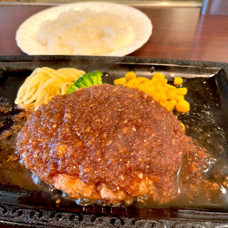 Snapdishの料理写真:ハンバーグランチ|T. Wonderさん