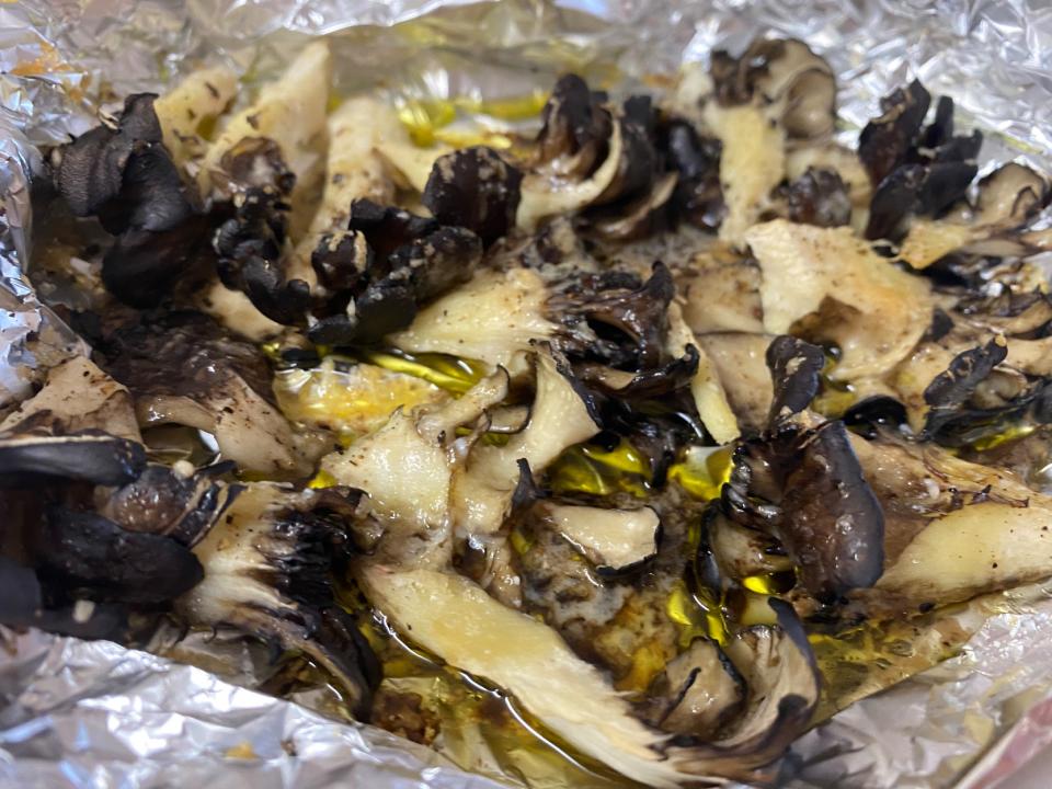 黒舞茸のチーズ焼き