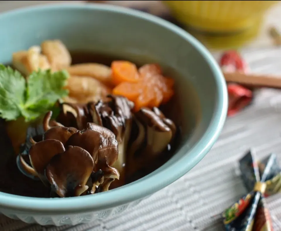 黒舞茸「真」のお吸い物|みひゃるさん