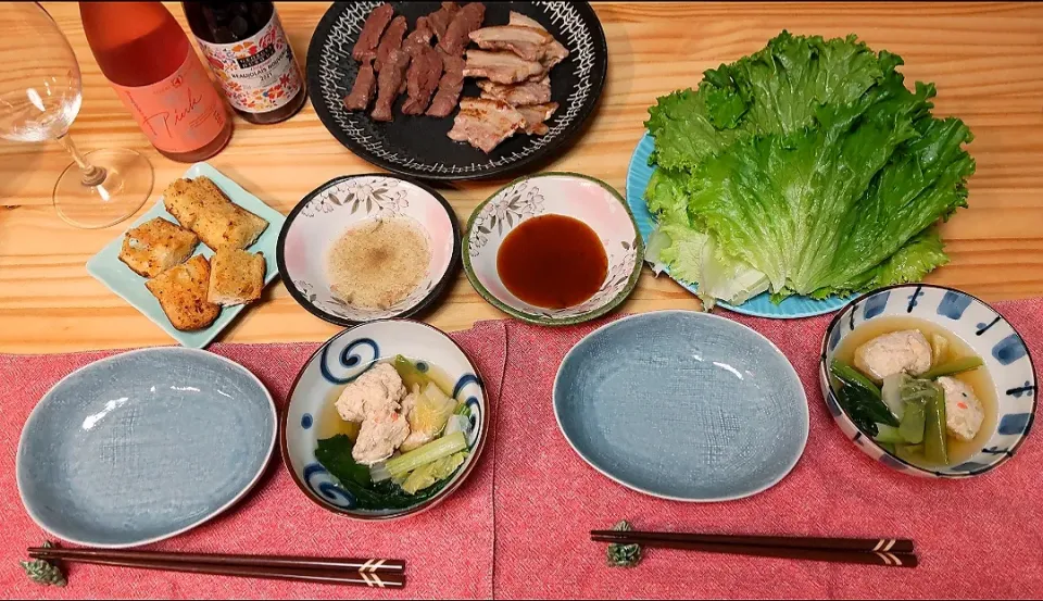 お肉 レタス包み
ガーリックパン
鶏団子と白菜、小松菜のうま煮|ひろゴーヤさん