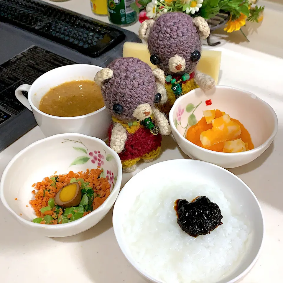 Snapdishの料理写真:お昼ごはん(￣ ￣)|chagashiさん