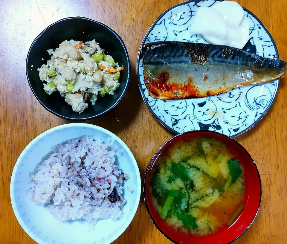 １１月８日　鯖味噌醤油焼き　卯の花　小松菜とわかめのお味噌汁|いもこ。さん