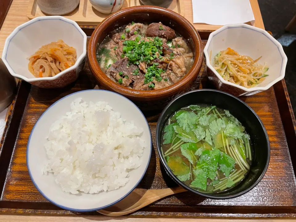 近所の定食屋さん💓美味しい💓|ミツさん