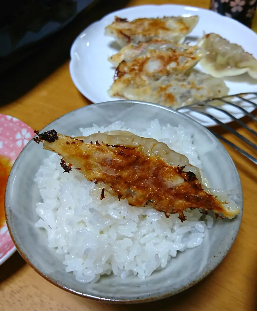 餃子とごはん🍚|しまだ ちえこさん