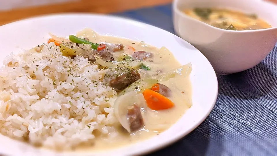 砂肝で昆布茶クリームシチューライス〜🍛
の晩ごはん✨|kaz(*･ω･)さん