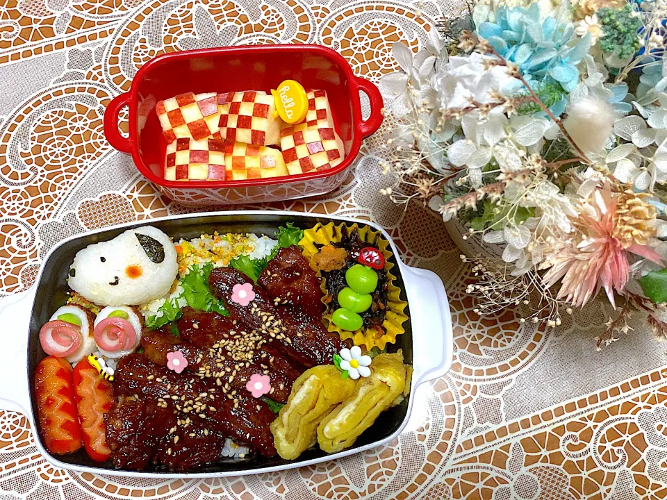 Snapdishの料理写真:2021.11.24はスヌーピーの焼き肉弁当⭐️|makoさん