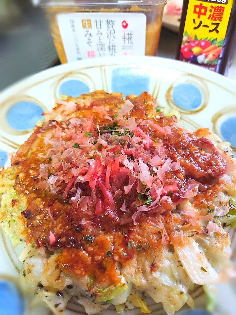 Snapdishの料理写真:アカモク入りお好み焼き〜万能味ソースがけ〜|らむちんさん