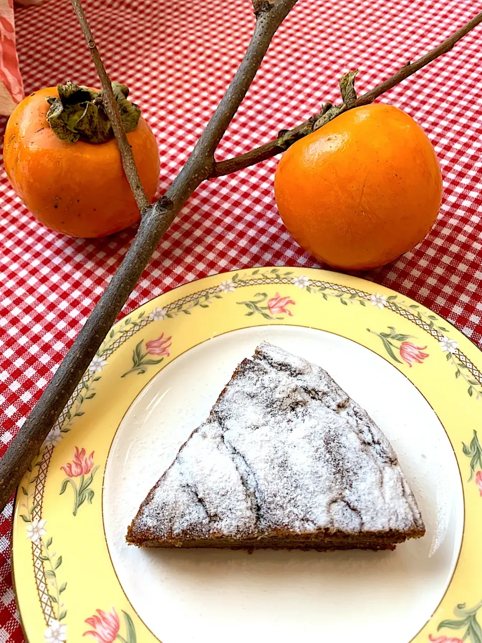 トロトロ干し柿の米粉ケーキです😊|ことはさん