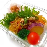 Snapdishの料理写真:糸こんチャプチェ弁当|れりなりさん