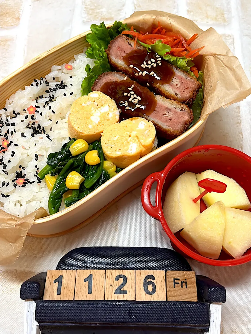 Snapdishの料理写真:ハムカツ弁当☆11/26#高校男子弁当|yu-co☆さん