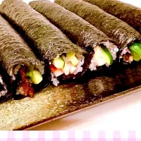 Snapdishの料理写真:Salad Maki @home😋|Qchannel Tachifujiさん