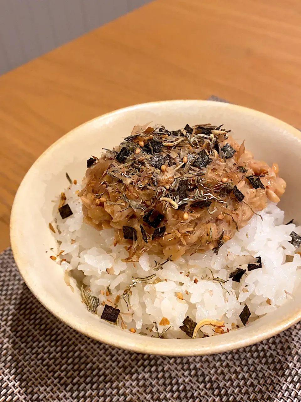 納豆に漁師飯というふりかけをかけたごはん🍚|masaさん