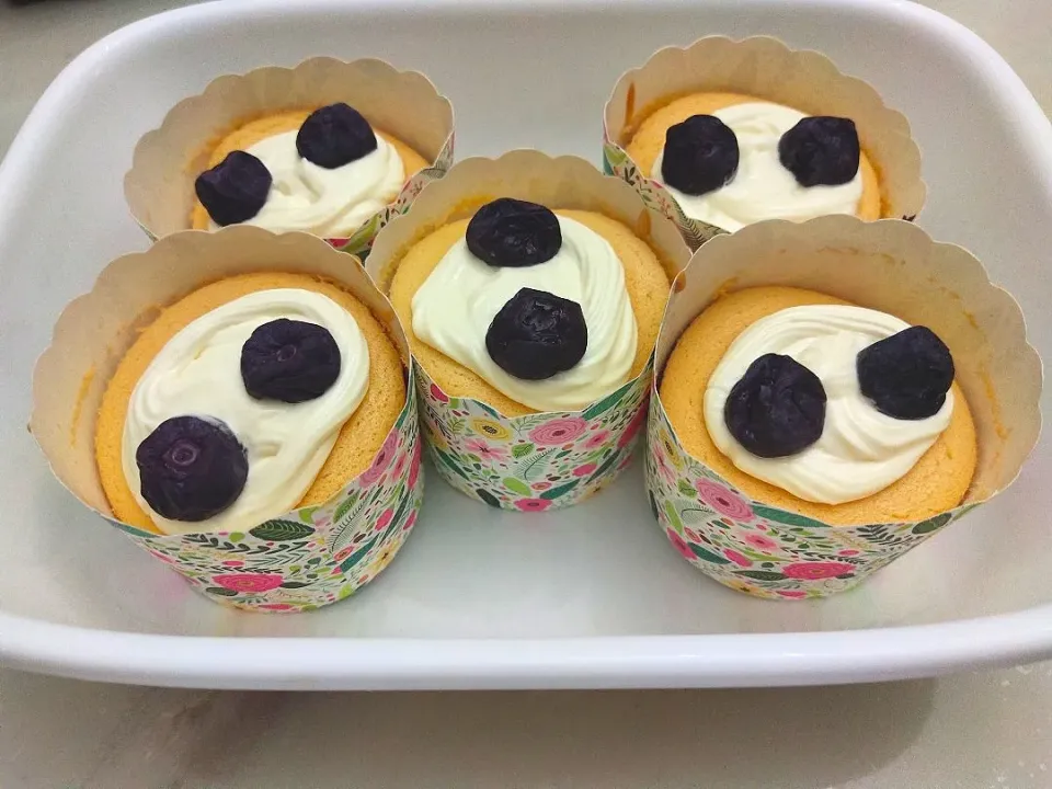 Hokkaido blueberry cupcake|Jocelyn SETさん