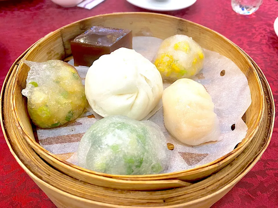 Assorted dim sum|skyblueさん