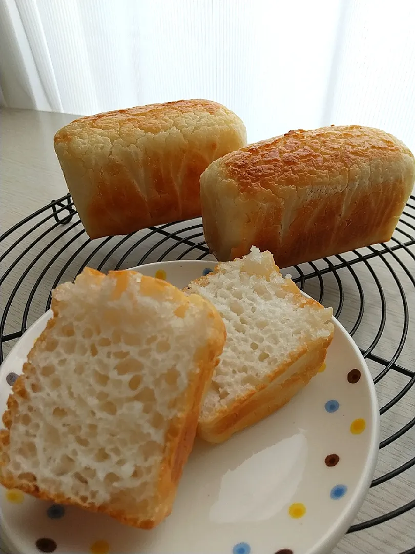 ☆明日の朝パン☆　捏ねない米粉ミニ食パン|hamamaさん