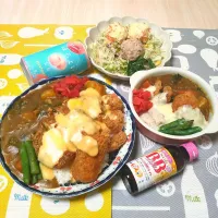 Snapdishの料理写真:ダーリン暴走モード★カレー
私はﾏｼﾞﾒオートミール♥カレー
CoCo壱風サラダも(๑´▿`๑)