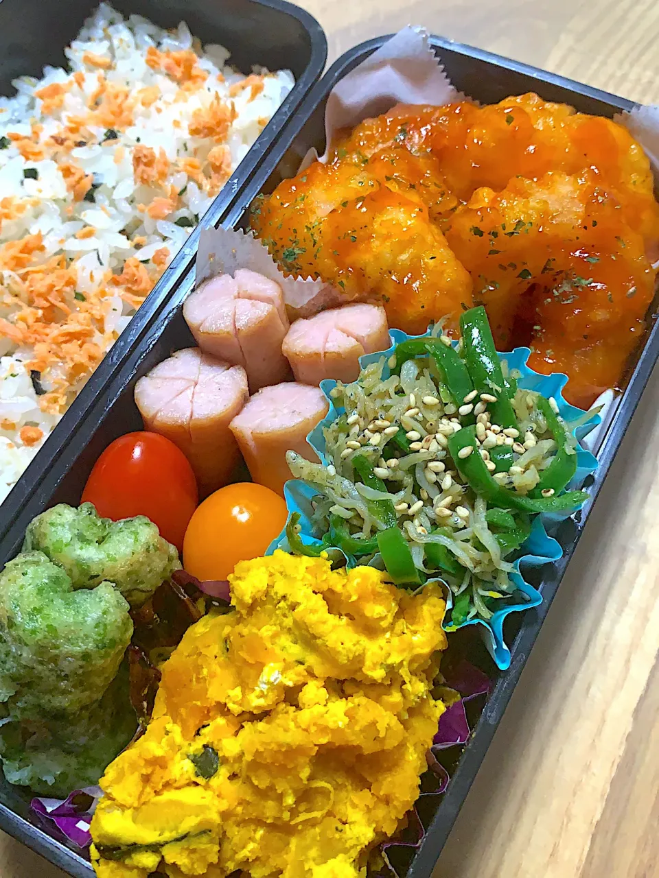 男子高校生のお弁当【エビチリ】|ゆちさん