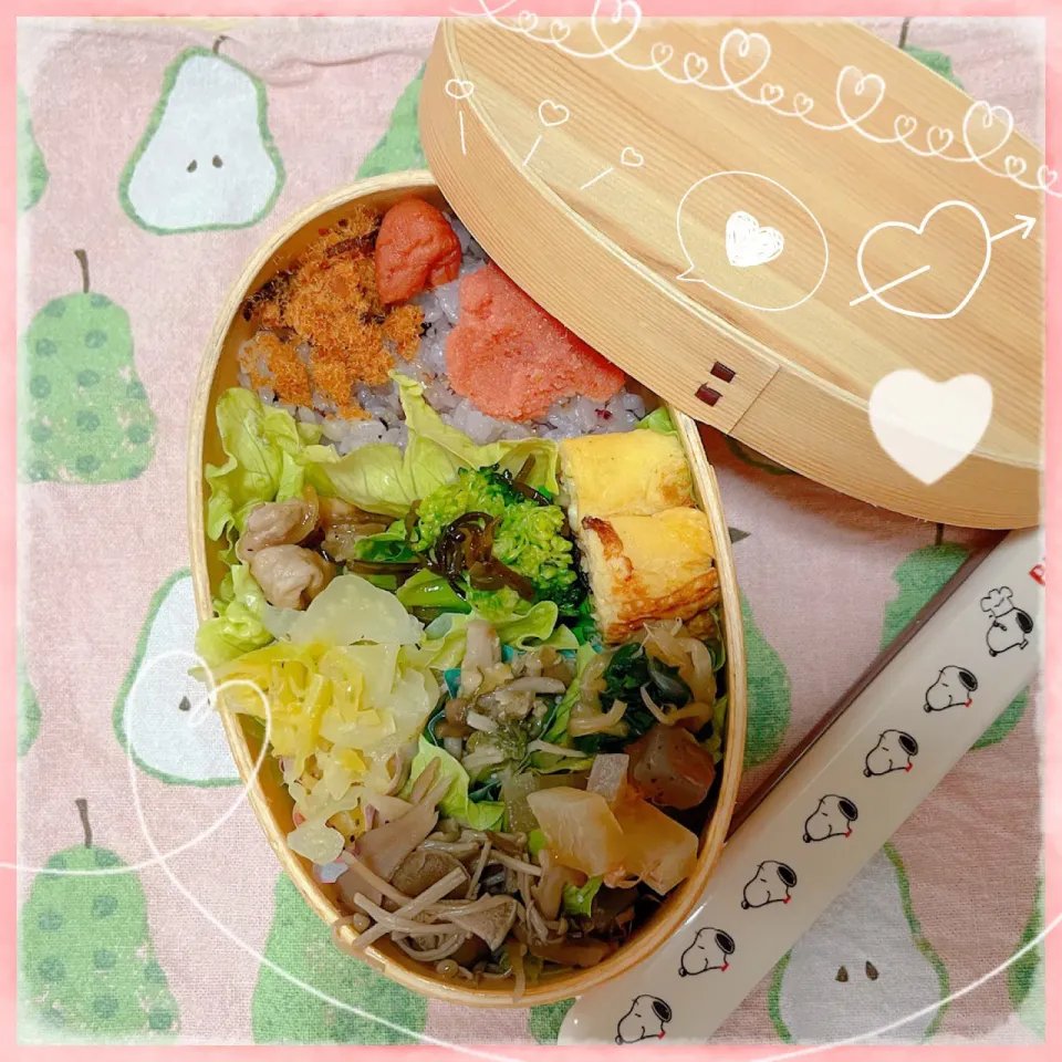 Snapdishの料理写真:１１／２９ ｍｏｎ 豚の生姜焼き弁当🍴|rinaronarさん