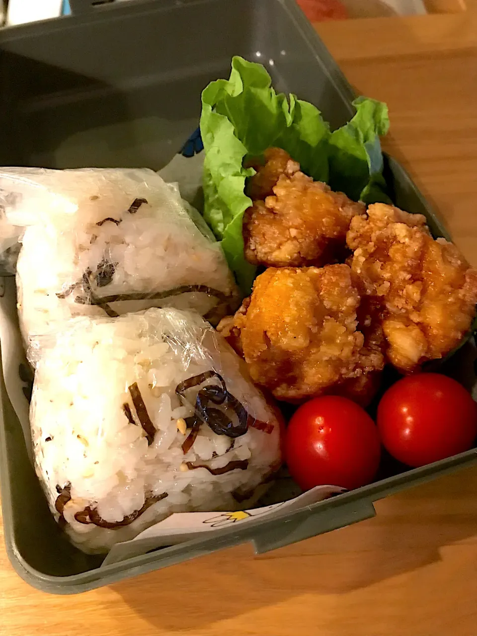 寝坊した💦弁当🍱|ちっくんさん