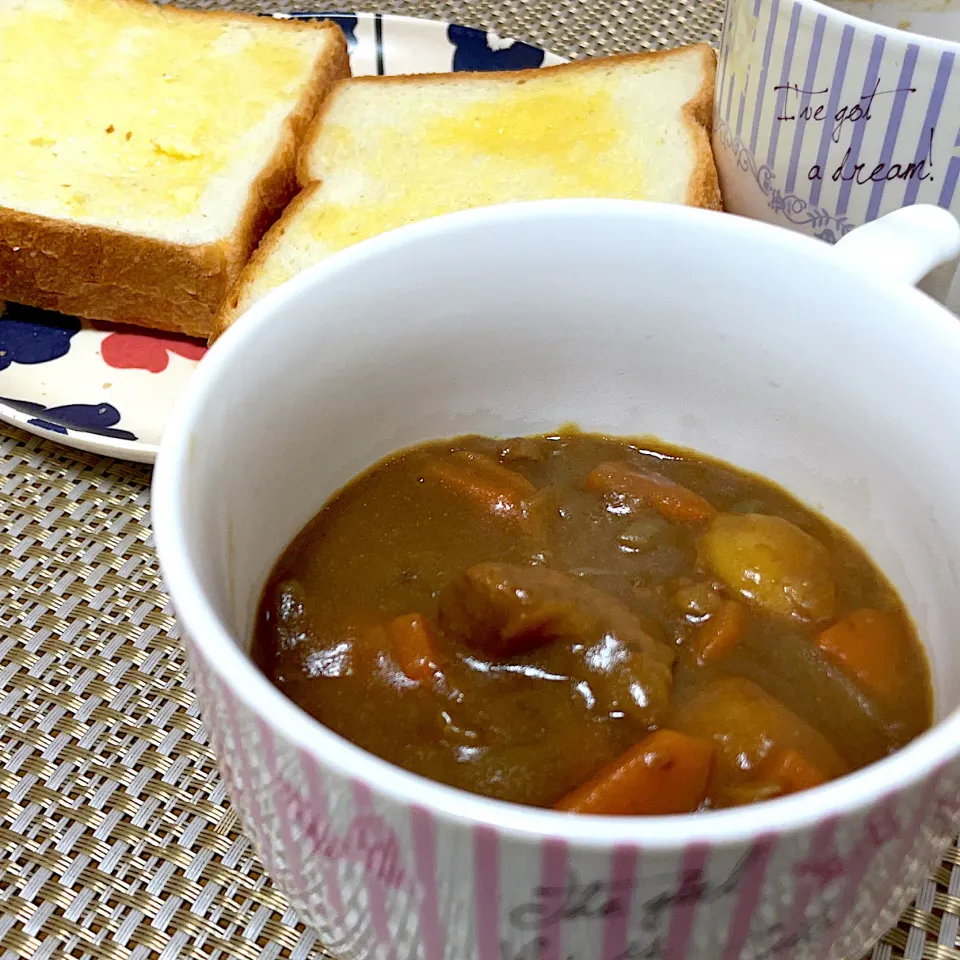 パンにカレー朝食|Sakuraさん