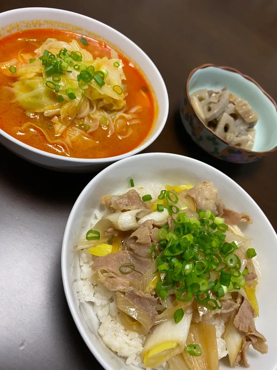 豚丼and辛麺|望さん