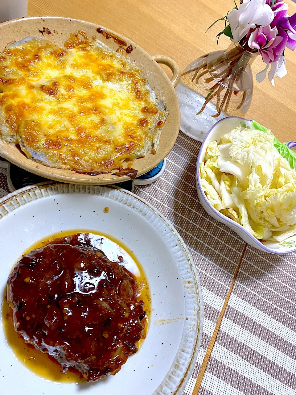 ゆーこどんさんの料理 万能味ソースのデミ風ハンバーグでロコモコ|1614さん